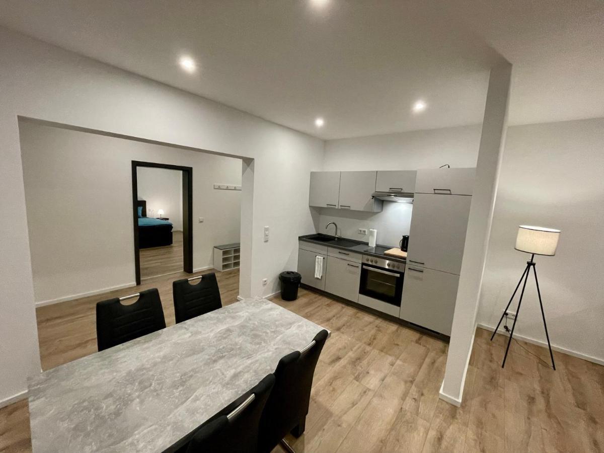 Luebkes Ferienwohnungen & Apartments Allendorf  외부 사진