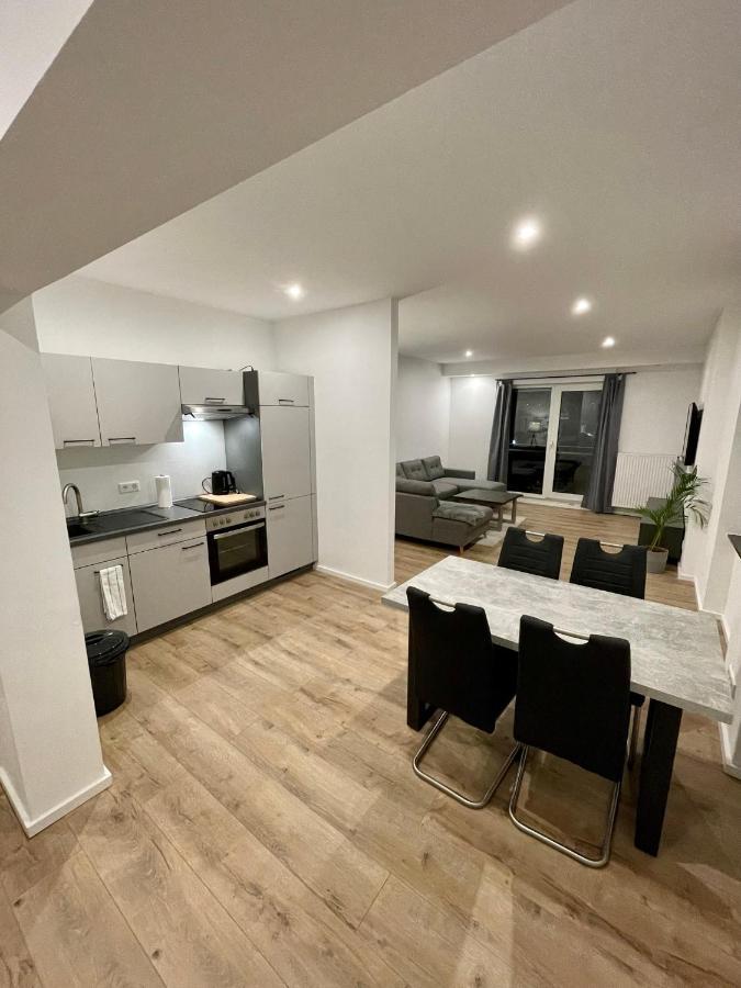 Luebkes Ferienwohnungen & Apartments Allendorf  외부 사진